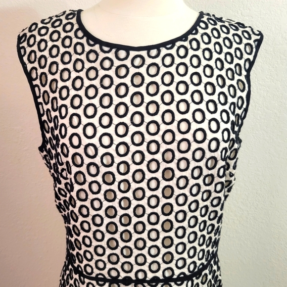J.CREW Woman's Black & White Eyelet Dress size 10T - Picture 11 of 15